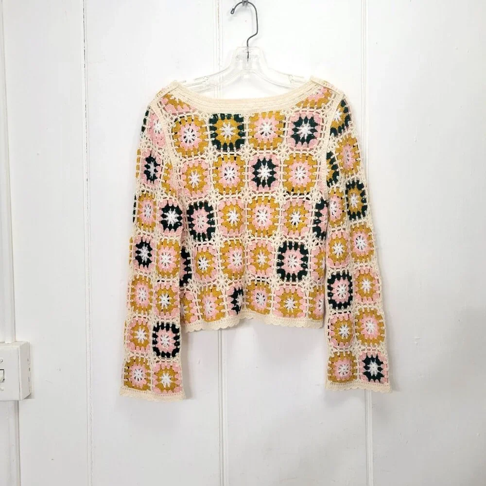 Rebellion Crocheted Floral Knit Sweater - Picture 4 of 6